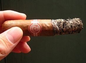 Cigarų rūkymo žala sveikatai